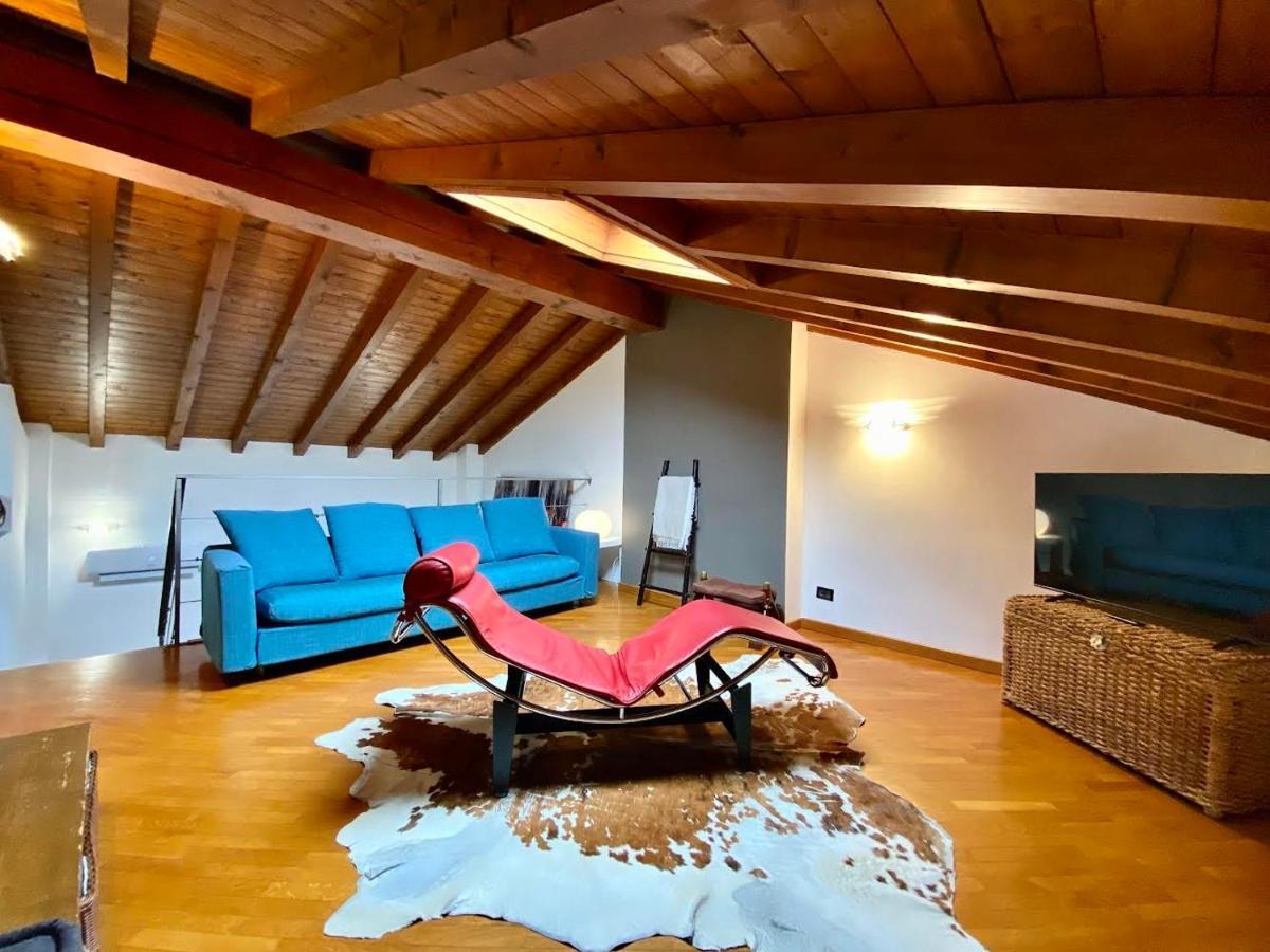 Апартаменты Piccolo Rifugio Con Parcheggio Privato Gratuito Бергамо Экстерьер фото